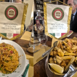 Spaghetti alla mollica; fritto misto