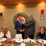 S.E. Ambasciatore Massari riceve dal Delegato di Den Haag, Ciro Pernice, le insegne accademiche