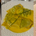 Antipasto di caccia, ravioli con salsa allo zafferano, il peposo